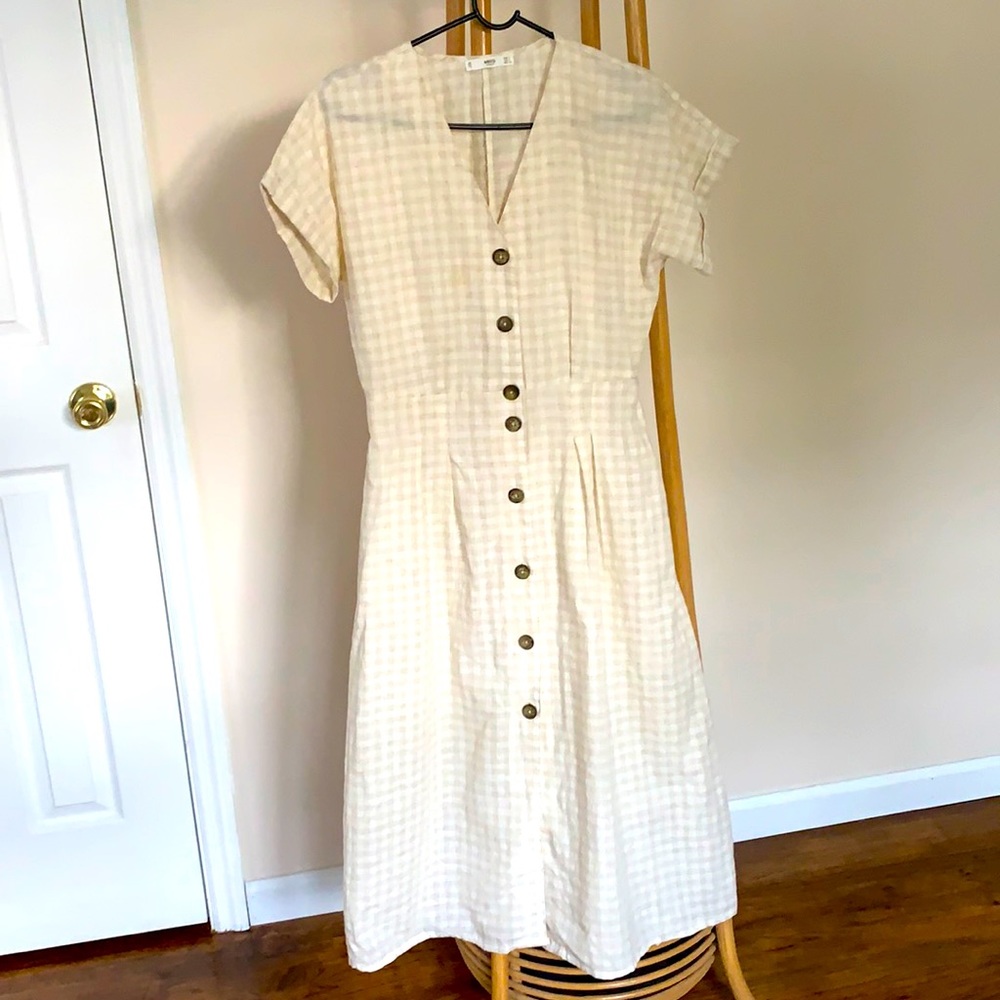 MANGO DRESS MUST HAVE for this summer!